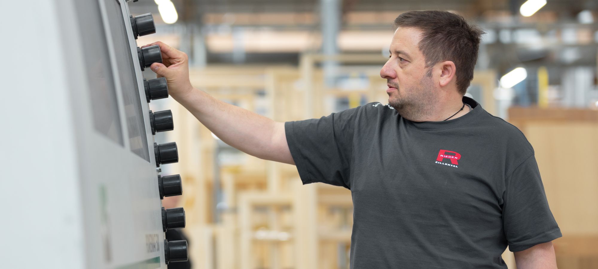 Fensterwerkmitarbeiter Bereich CNC Fensterwerkmitarbeiter Bereich CNC